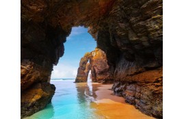 Playa de las Catedrales and Playa de Rodas: two beaches to discover Galicia during Easter